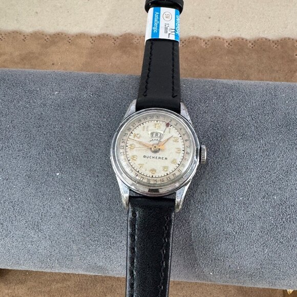 Vintage Bucherer Mechanical Hand Wind Day-Date Vintage Working Watch 1940-1950\'s main image 11